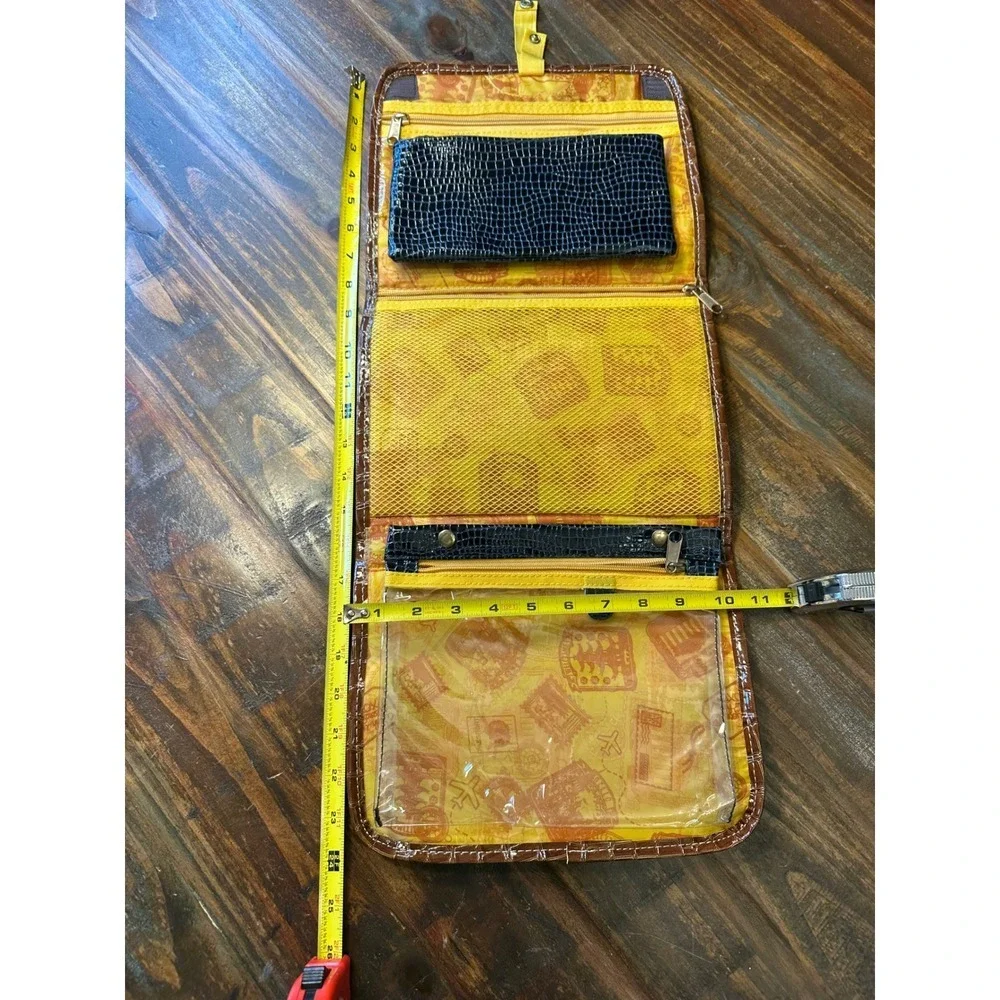 Samantha Brown & Navy Blue Faux Croc Hanging‎ Travel Toiletry Makeup Organizer